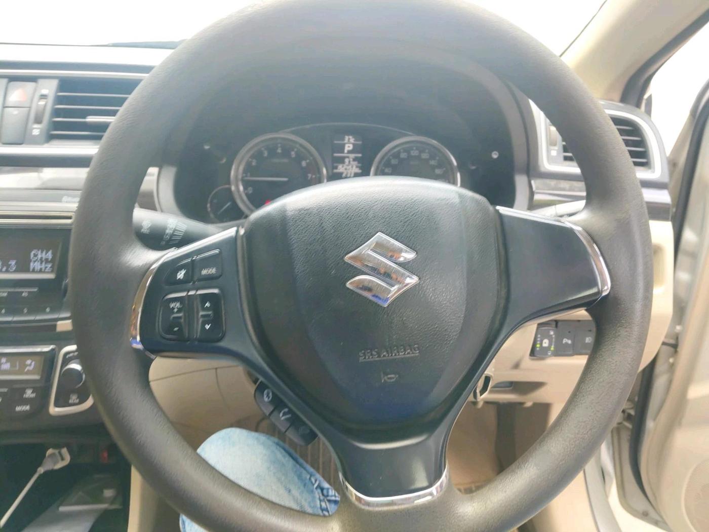 2016 Maruti Ciaz VXI+AT, CNG, Automatic, 1,52,453 km, interior