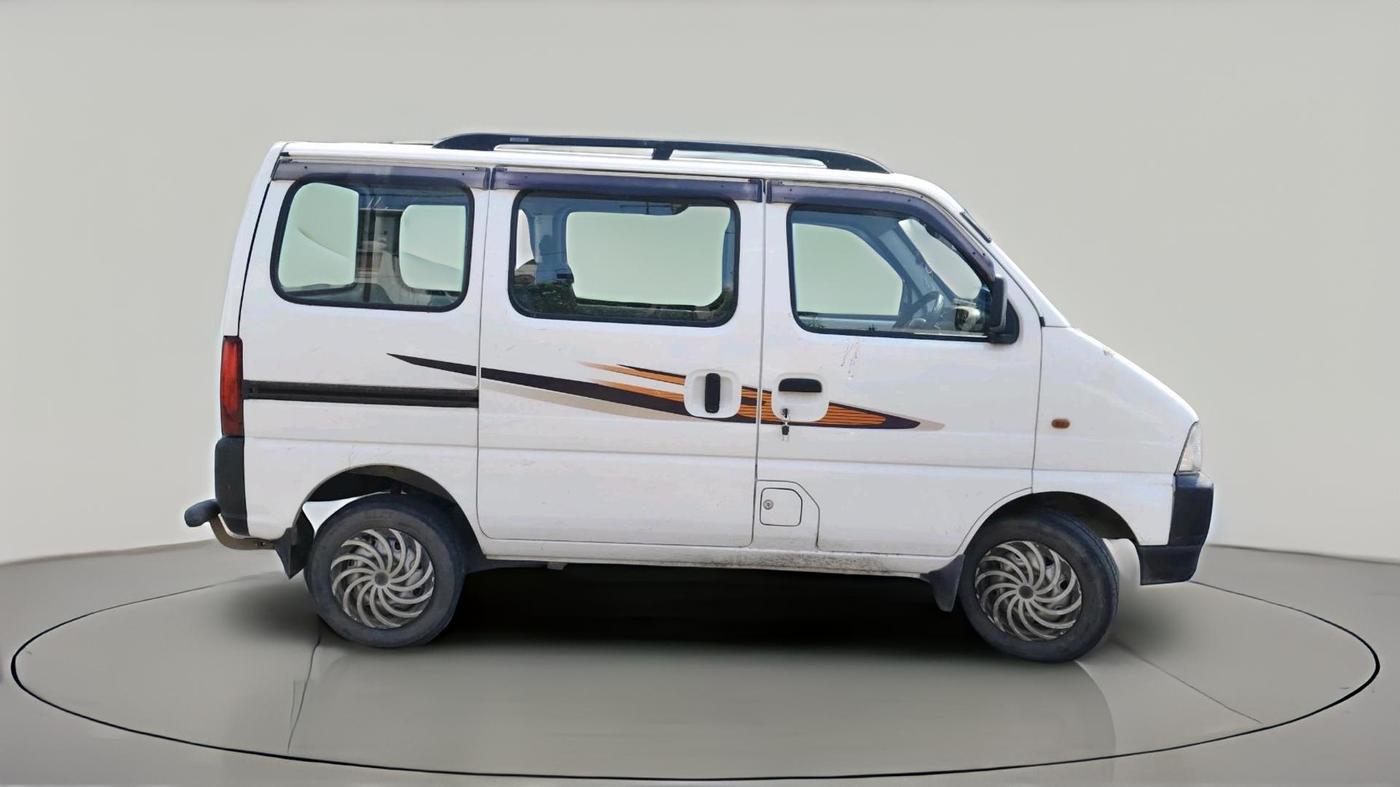 2022 Maruti Eeco 5 STR AC CNG (O), CNG, Manual, 79,958 km, exterior