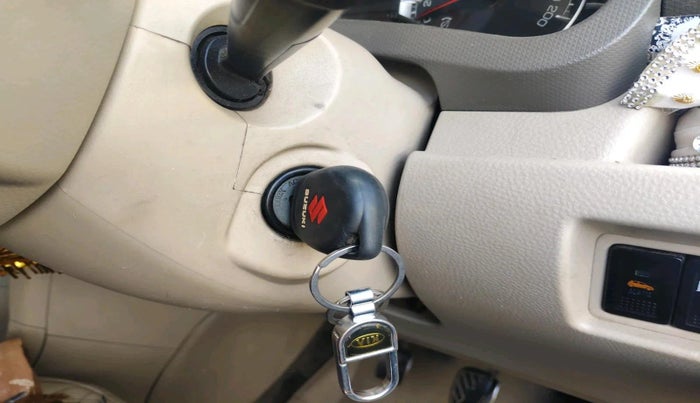 2014 Maruti Ertiga VXI CNG, CNG, Manual, 1,15,870 km, interior