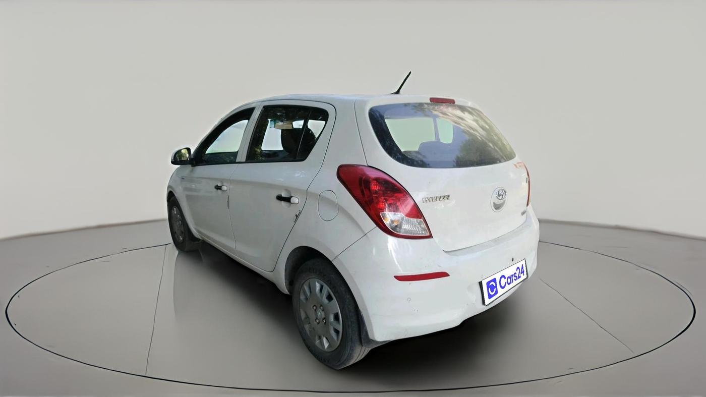 2013 Hyundai i20 MAGNA (O) 1.2, CNG, Manual, 1,89,224 km, exterior