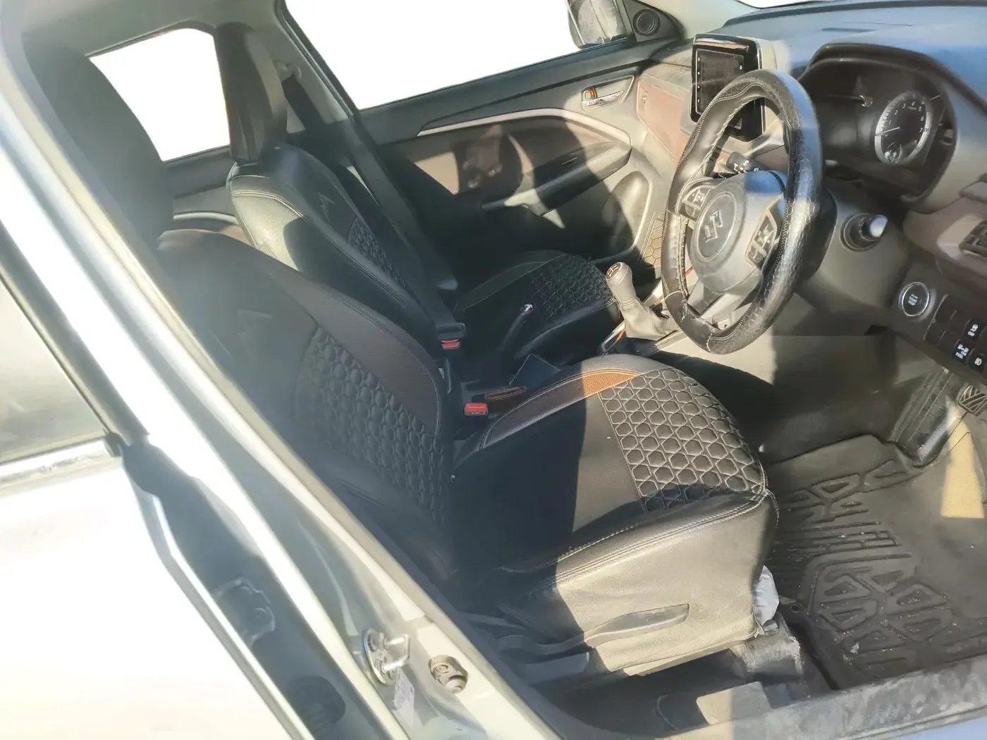 2024 Maruti BREZZA ZXI S-CNG, CNG, Manual, 58,757 km, interior
