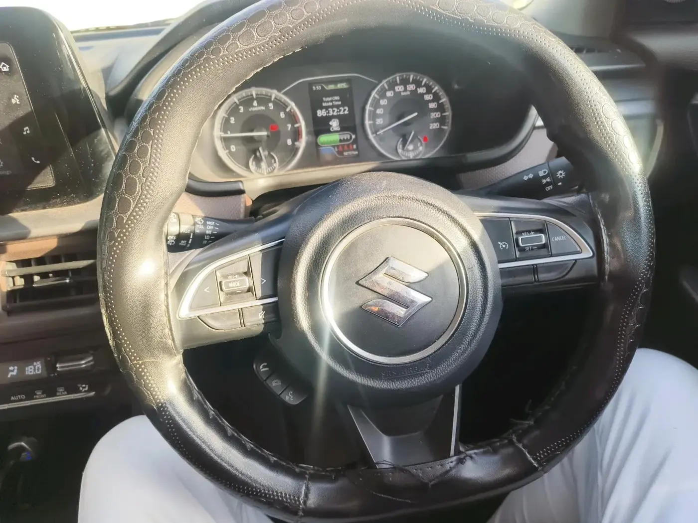 2024 Maruti BREZZA ZXI S-CNG, CNG, Manual, 58,757 km, interior