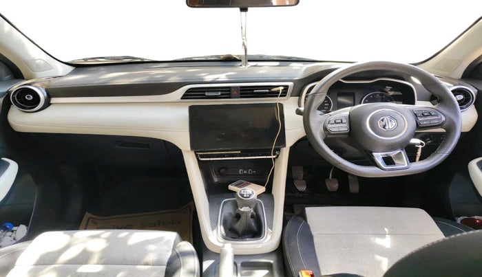 2024 MG ASTOR Sprint 1.5 MT (Ivory), Petrol, Manual, 9,867 km, interior