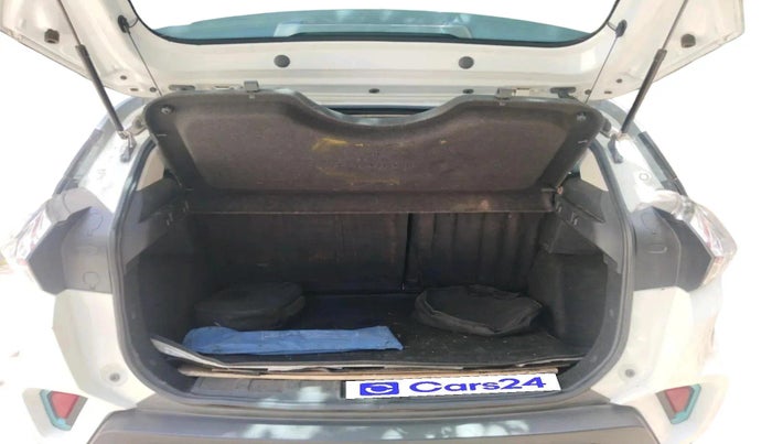 2022 Tata NEXON EV XZ PLUS, Electric, Automatic, 76,938 km, exterior