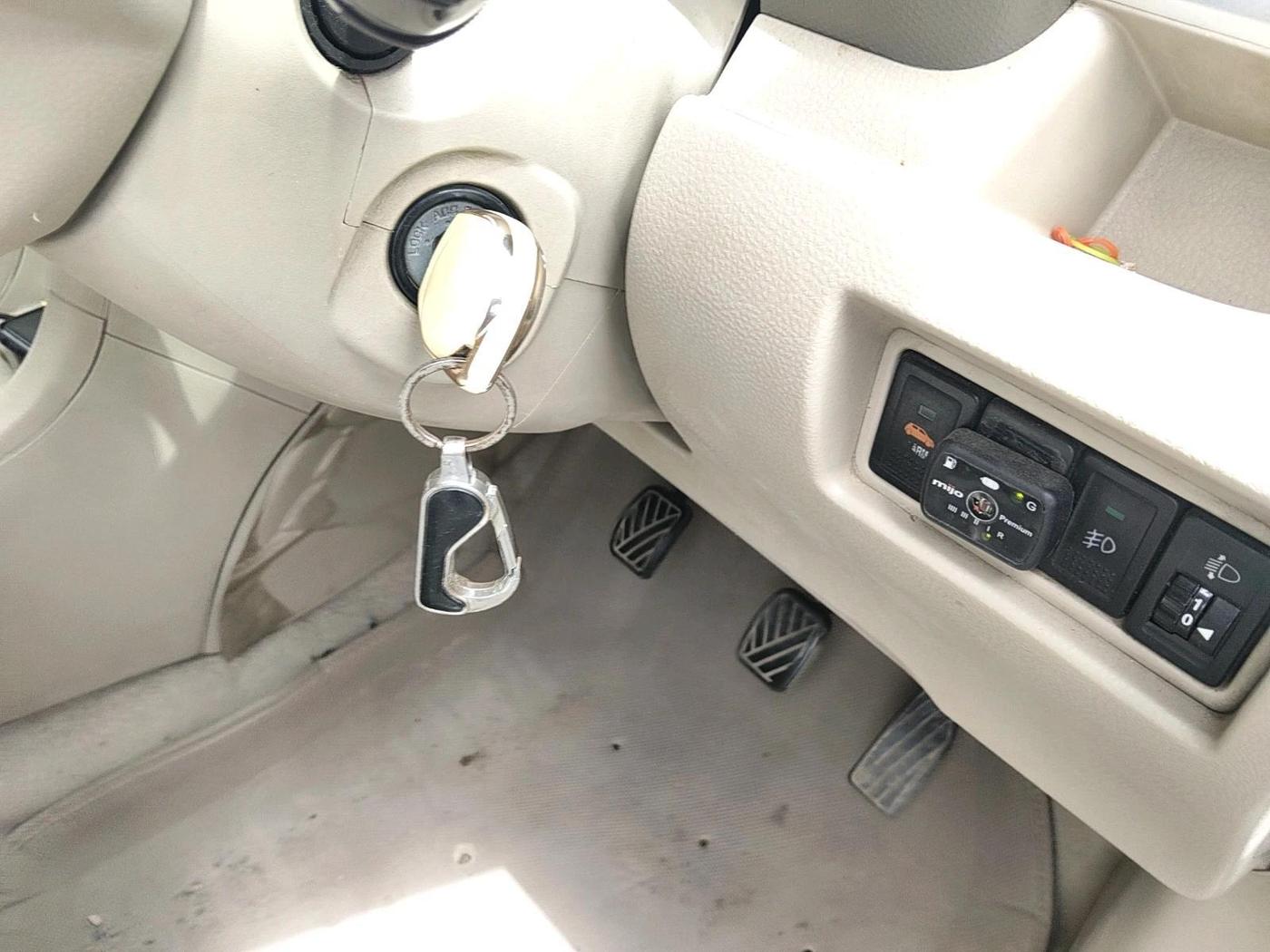 2013 Maruti Ertiga VXI, CNG, Manual, 1,03,817 km, interior