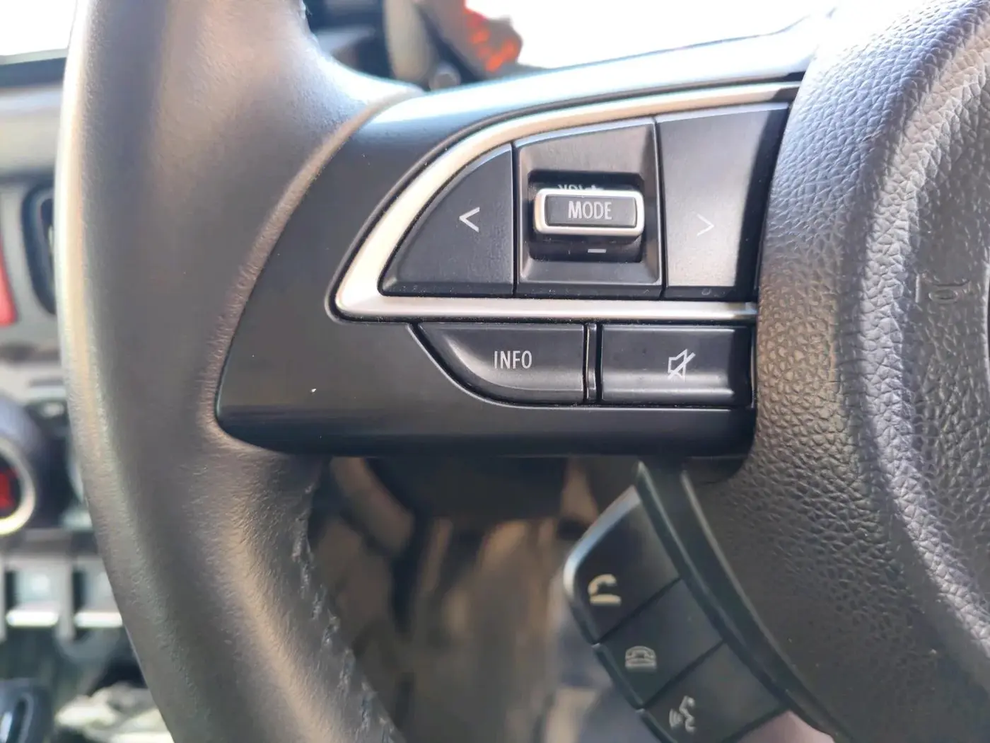 2023 Maruti JIMNY ALPHA ALL GRIP PRO AT, CNG, Automatic, 22,041 km, interior