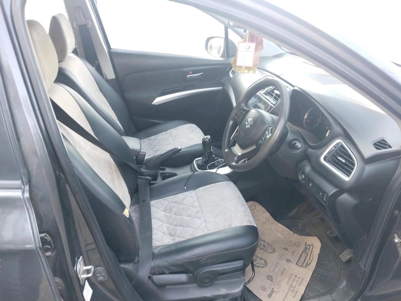 2019 Maruti S Cross ZETA 1.3, Diesel, Manual, 1,69,817 km, interior