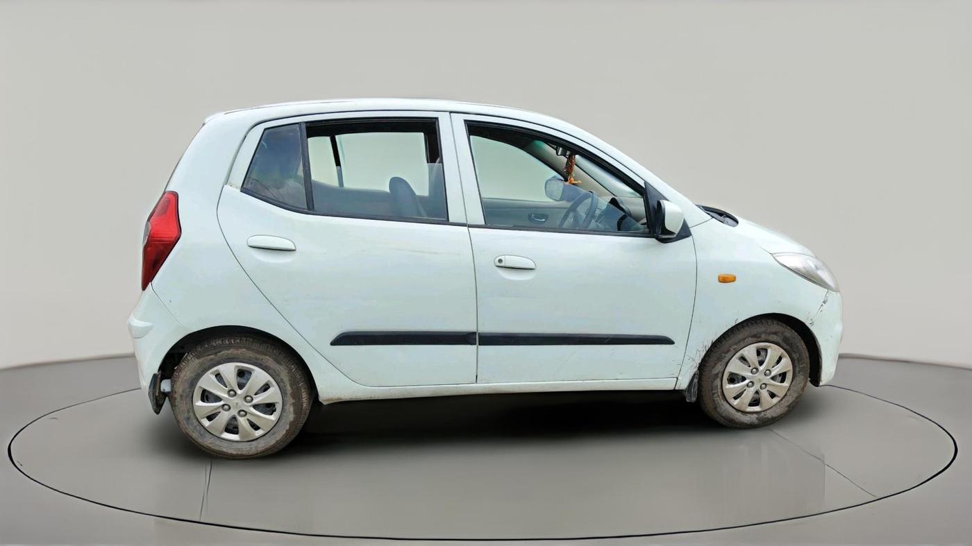 2011 Hyundai i10 MAGNA 1.1, CNG, Manual, 90,476 km, exterior