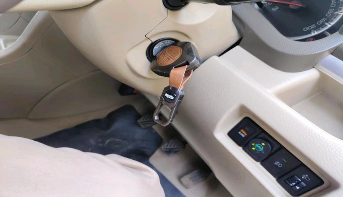 2015 Maruti Ertiga VXI, CNG, Manual, 1,02,109 km, interior