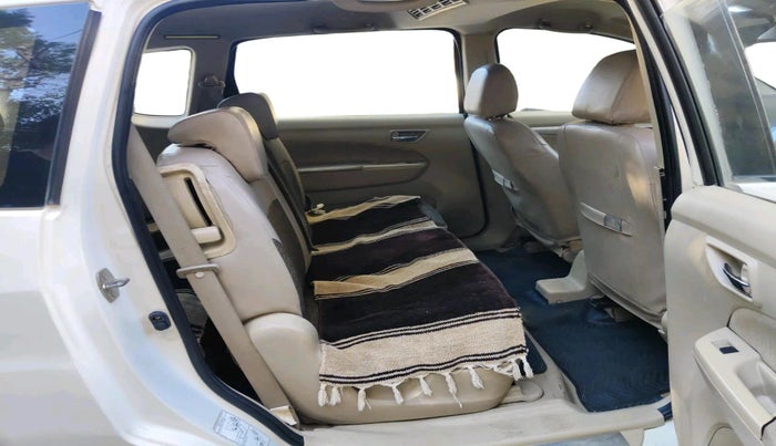 2015 Maruti Ertiga VXI, CNG, Manual, 1,02,109 km, interior