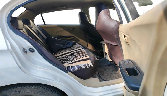 2016 Honda Amaze 1.2L I-VTEC S, CNG, Manual, 99,124 km, interior