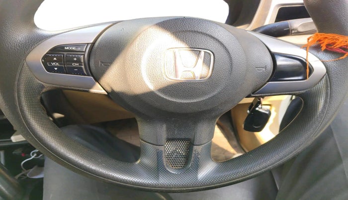 2016 Honda Amaze 1.2L I-VTEC S, CNG, Manual, 99,124 km, interior