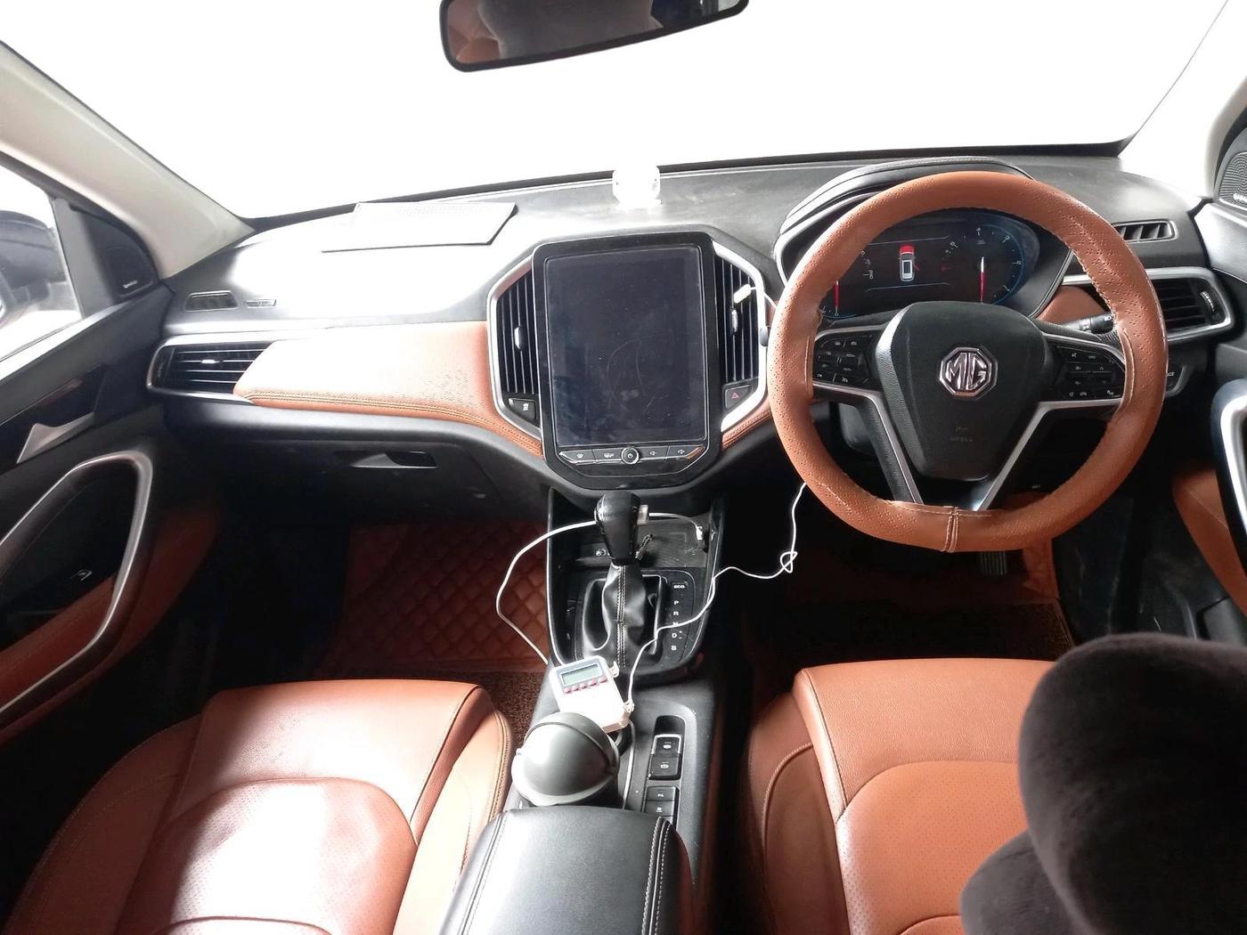 2021 MG HECTOR PLUS SHARP 1.5 PETROL TURBO CVT 6-STR, Petrol, Automatic, 92,042 km, interior