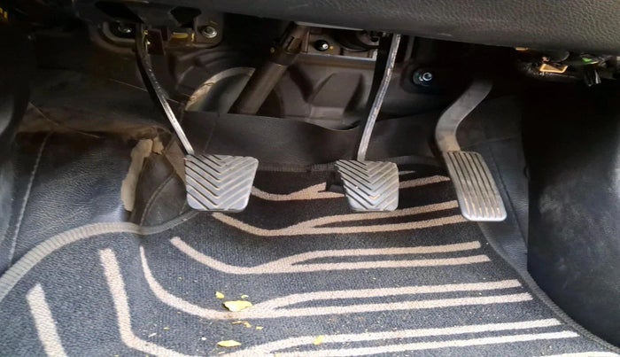 2019 KIA SELTOS HTK PLUS 1.5, Petrol, Manual, 13,140 km, interior