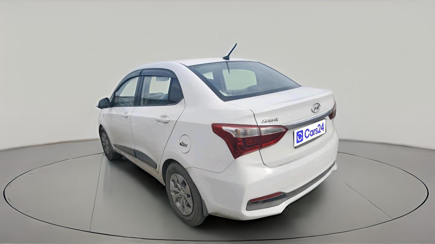 2018 Hyundai Xcent E+ 1.2 CRDI, Diesel, Manual, 1,12,987 km, exterior
