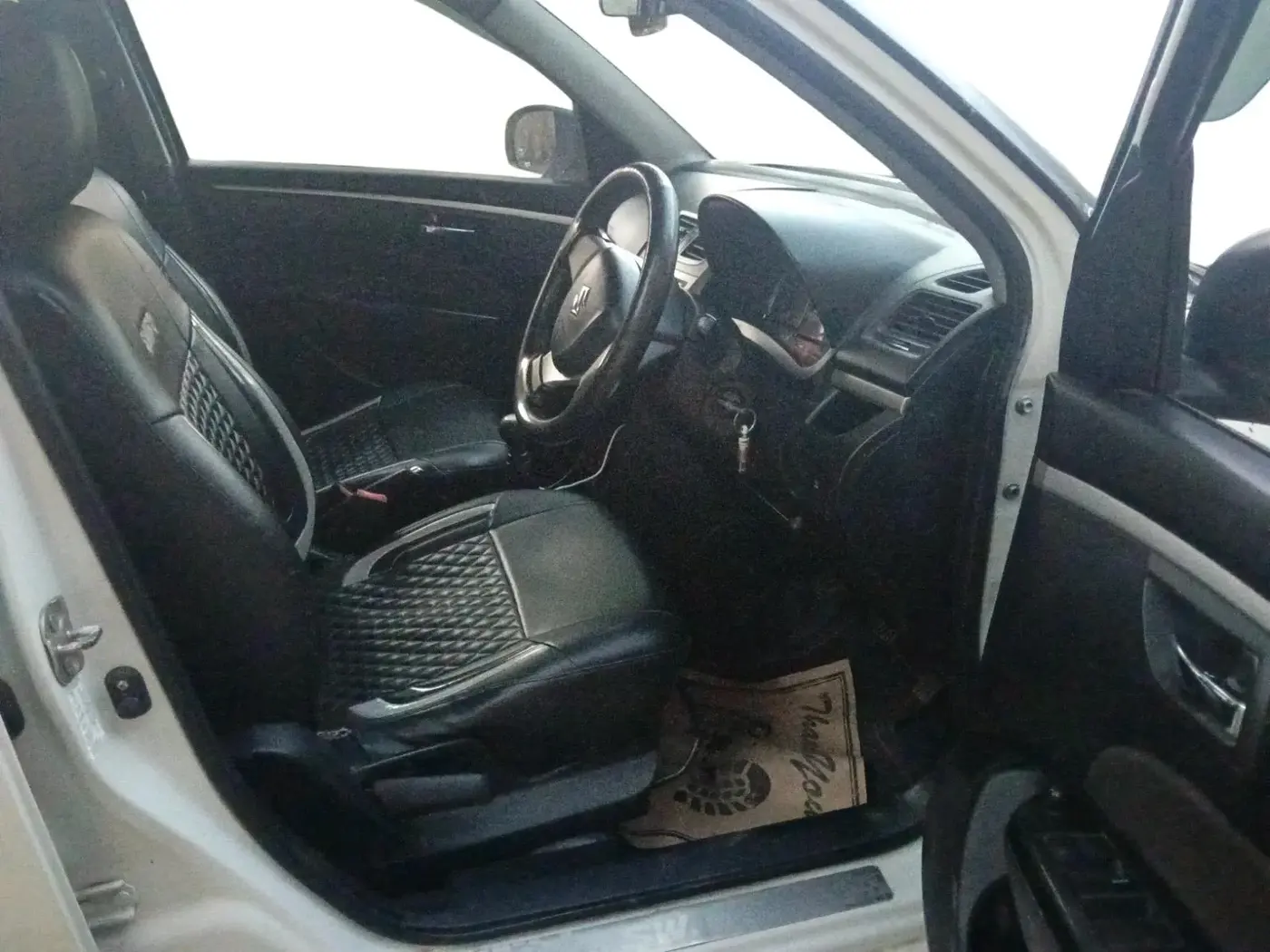 2017 Maruti Swift VXI O, Petrol, Manual, 1,05,303 km, interior