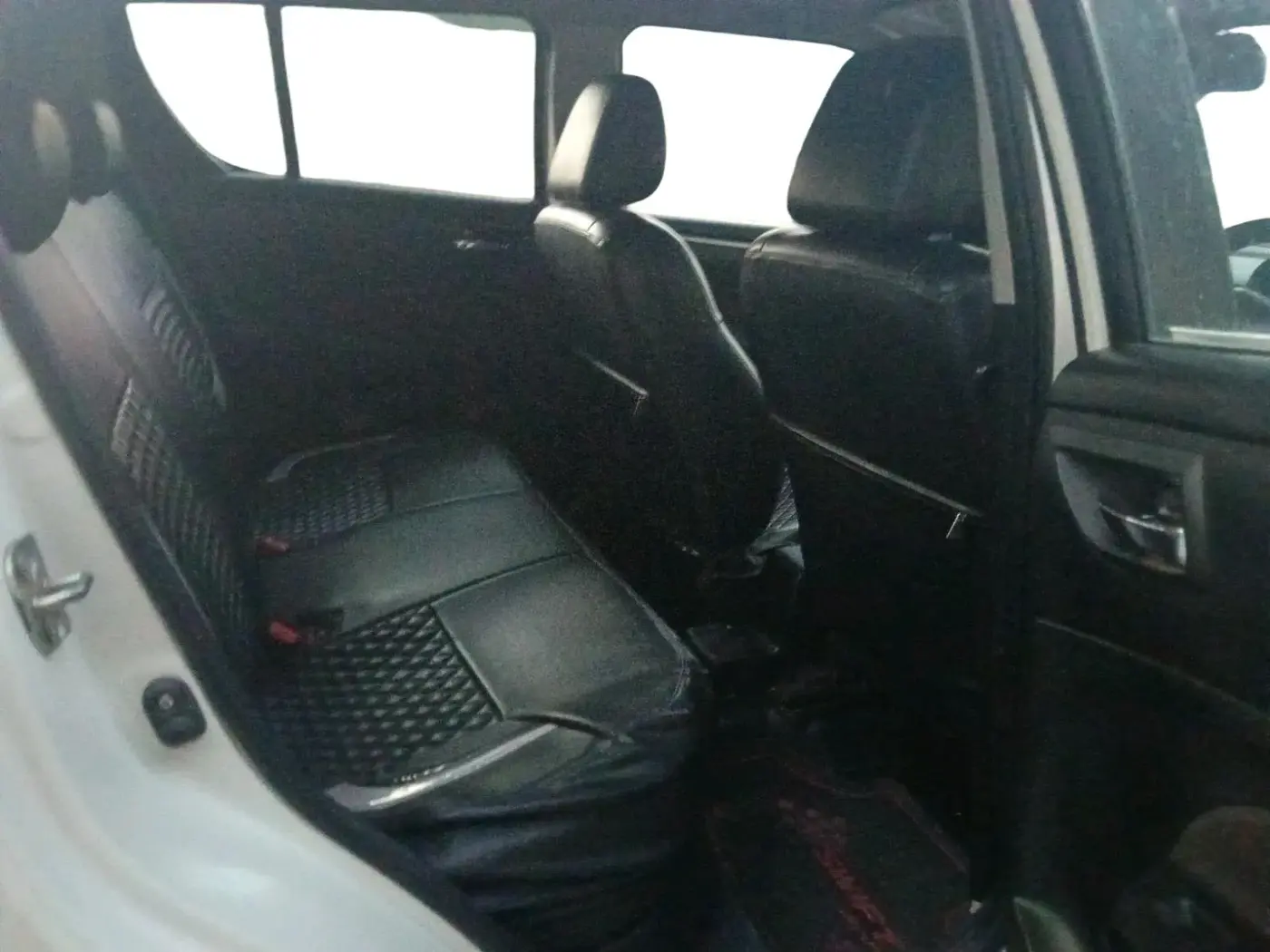 2017 Maruti Swift VXI O, Petrol, Manual, 1,05,303 km, interior