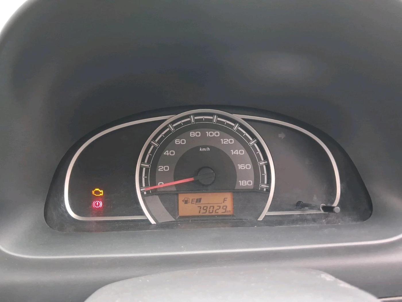 2017 Maruti Alto 800 LXI, CNG, Manual, 79,029 km, interior