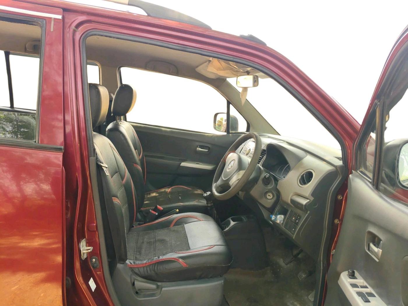 2012 Maruti Wagon R 1.0 VXI, Petrol, Manual, 1,03,592 km, interior