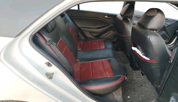 2018 Hyundai Elite i20 ASTA 1.2 DUAL TONE, CNG, Manual, 1,21,042 km, interior