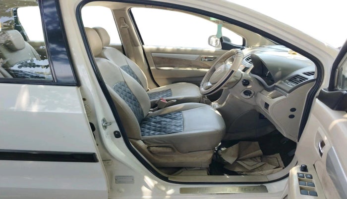 2014 Maruti Ertiga VDI, Diesel, Manual, 1,54,541 km, interior
