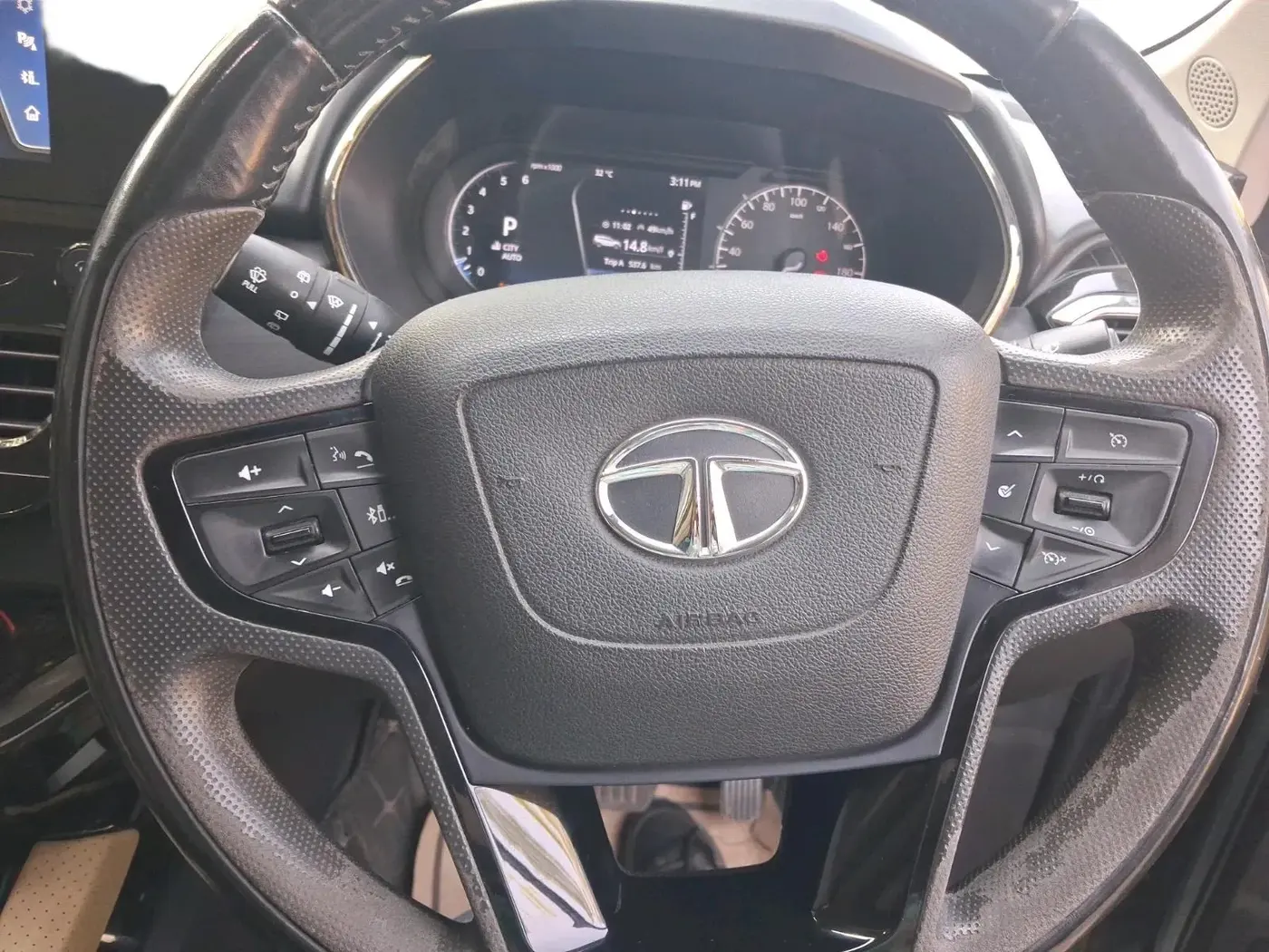 2021 Tata Safari XZA PLUS, Diesel, Automatic, 1,04,394 km, interior