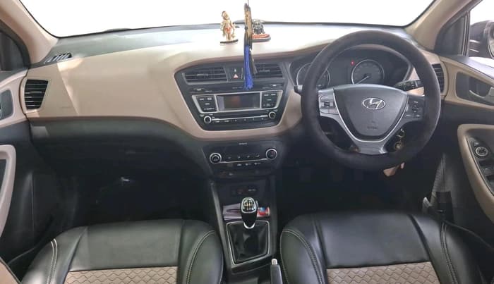 2017 Hyundai Elite i20 SPORTZ 1.4 CRDI, Diesel, Manual, 1,12,986 km, interior
