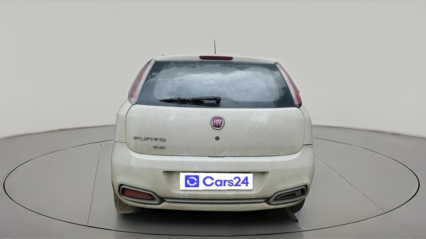 2016 Fiat Punto EVO EMOTION 1.3 MULTIJET, Diesel, Manual, 1,17,702 km, exterior