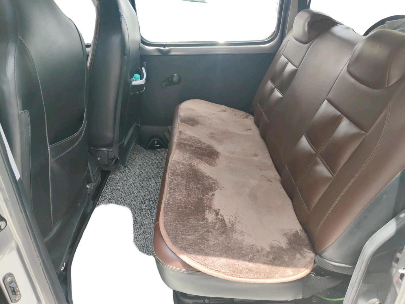 2025 Maruti Eeco 5 STR AC CNG, CNG, Manual, 28,171 km, interior