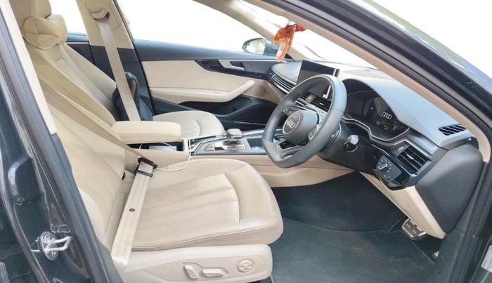 2024 Audi A4 40 TFSI Technology, Petrol, Automatic, 16,692 km, interior