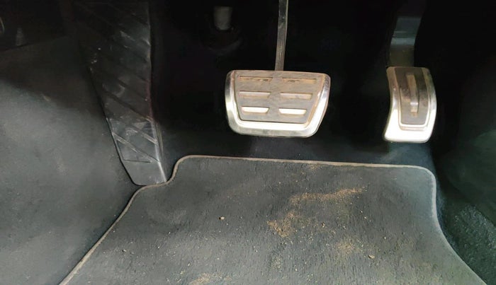 2024 Audi A4 40 TFSI Technology, Petrol, Automatic, 16,692 km, interior