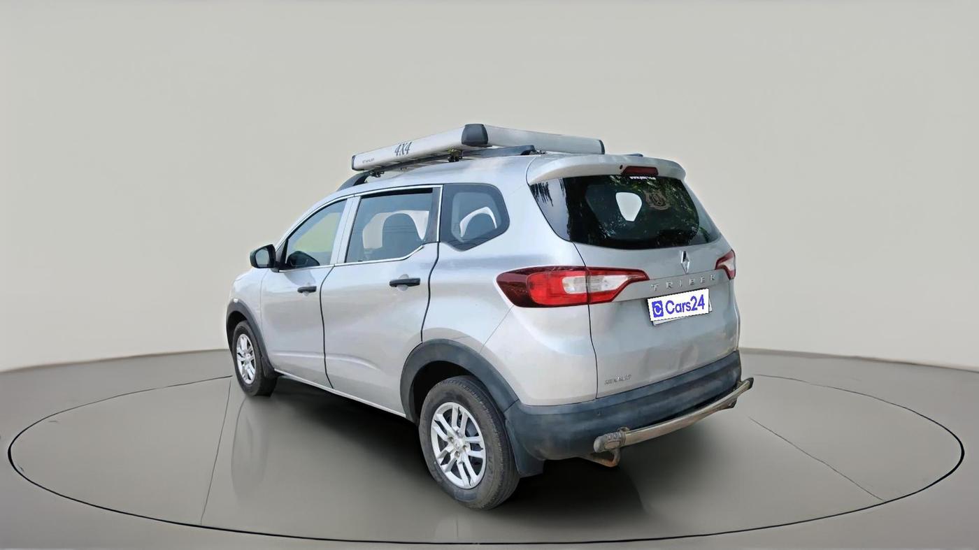 2023 Renault TRIBER RXL MT, CNG, Manual, 74,112 km, exterior