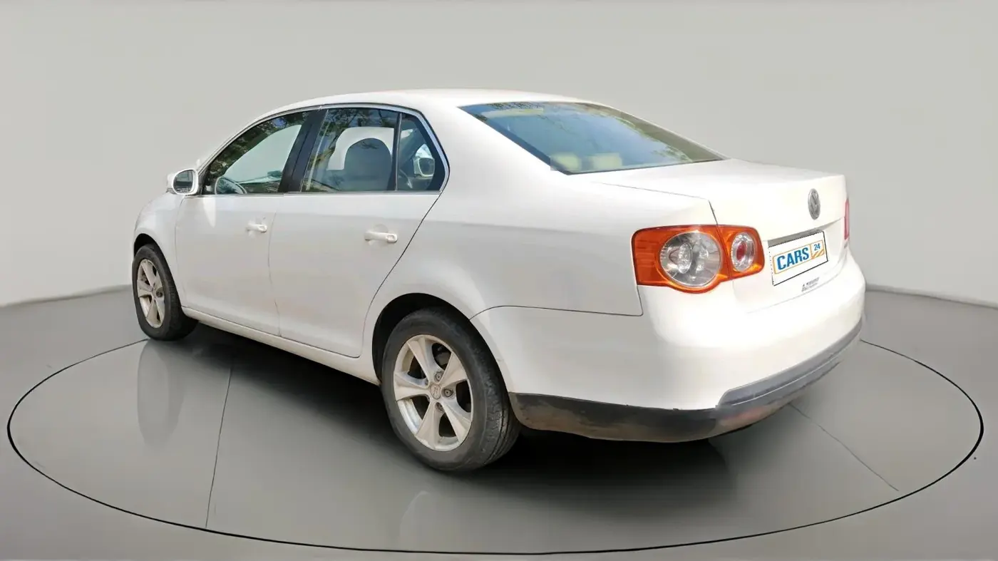 2010 Volkswagen Jetta COMFORTLINE 1.9 TDI AT, Diesel, Automatic, 1,61,434 km, exterior