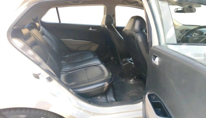 2017 Hyundai Grand i10 SPORTZ (O) 1.2 KAPPA VTVT, CNG, Manual, 86,661 km, interior