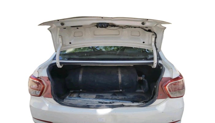 2016 Hyundai Xcent BASE 1.2, CNG, Manual, 1,97,461 km, exterior