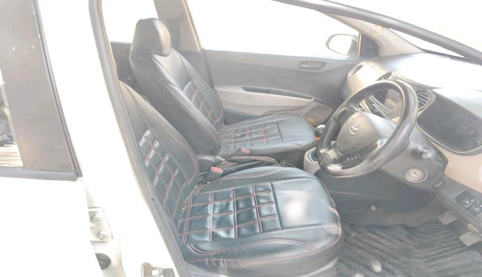 2016 Hyundai Xcent BASE 1.2, CNG, Manual, 1,97,461 km, interior