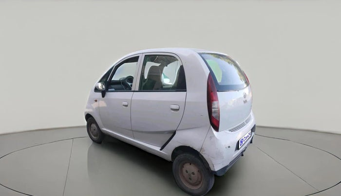 2015 Tata Nano EMAX XM CNG, CNG, Manual, 66,830 km, exterior