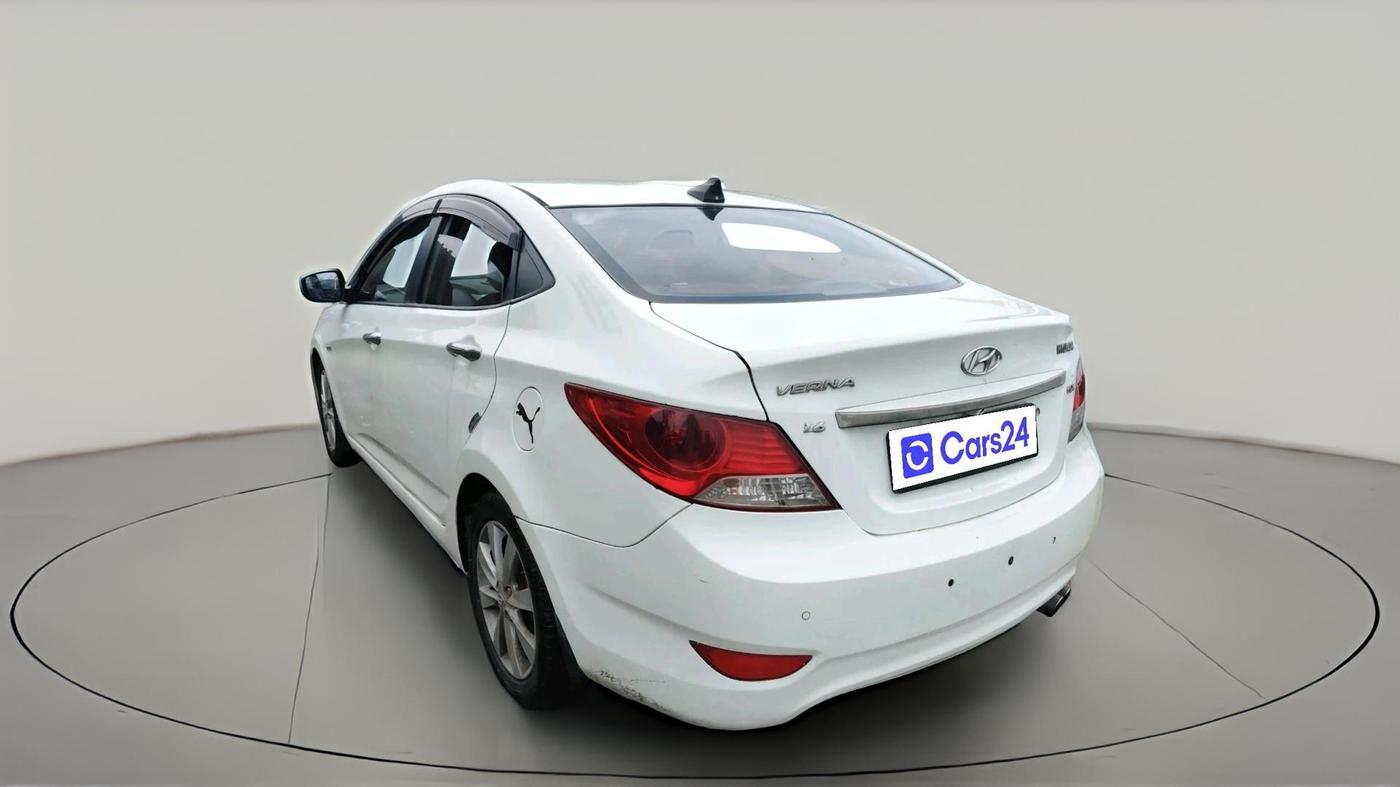 2012 Hyundai Verna FLUIDIC 1.6 CRDI SX, Diesel, Manual, 1,21,313 km, exterior