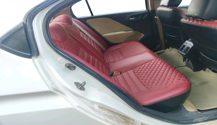 2015 Honda City 1.5L I-DTEC V, Diesel, Manual, 1,58,957 km, interior