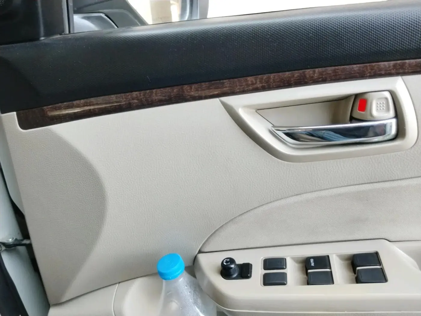 2015 Maruti Swift Dzire ZXI, Petrol, Manual, 77,824 km, interior