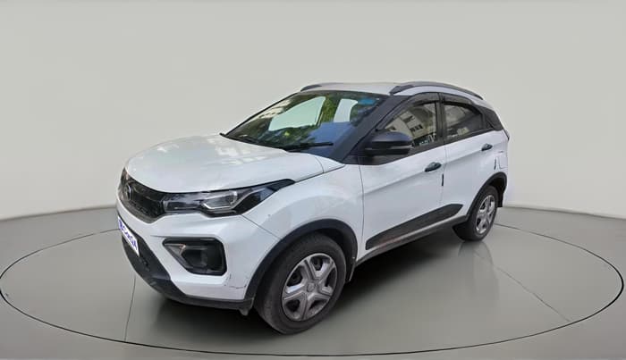 2022 Tata NEXON XM PETROL, CNG, Manual, 94,386 km, exterior