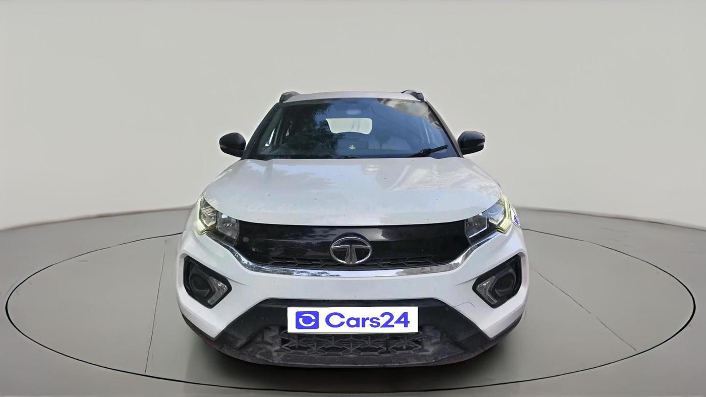 2022 Tata NEXON XM PETROL, CNG, Manual, 94,386 km, exterior