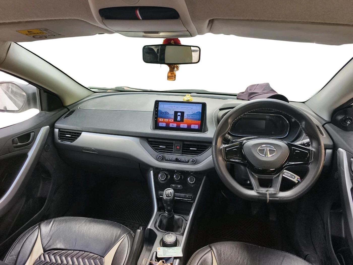 2022 Tata NEXON XM PETROL, CNG, Manual, 94,386 km, interior