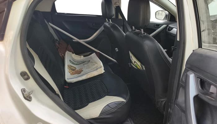 2022 Tata NEXON XM PETROL, CNG, Manual, 94,386 km, interior