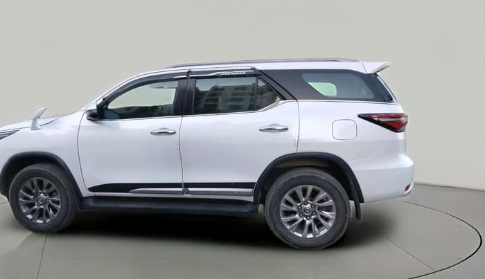2022 Toyota Fortuner 4X4 AT 2.8 DIESEL, Diesel, Automatic, 51,749 km, exterior