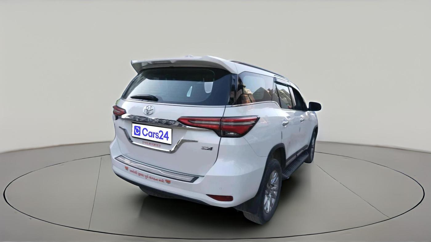 2022 Toyota Fortuner 4X4 AT 2.8 DIESEL, Diesel, Automatic, 51,749 km, exterior