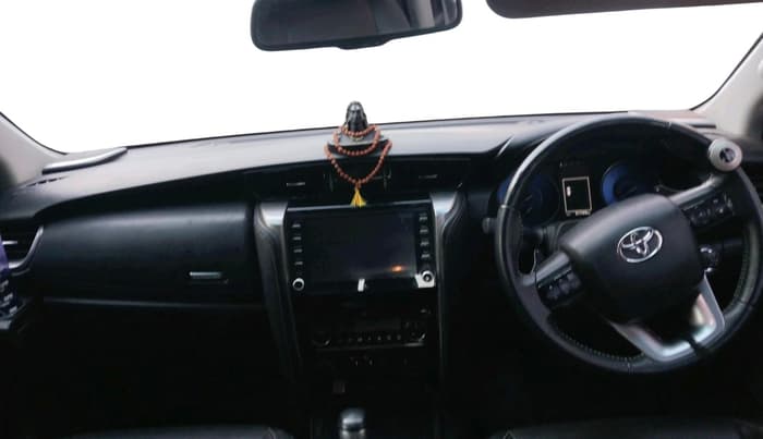 2022 Toyota Fortuner 4X4 AT 2.8 DIESEL, Diesel, Automatic, 51,749 km, interior