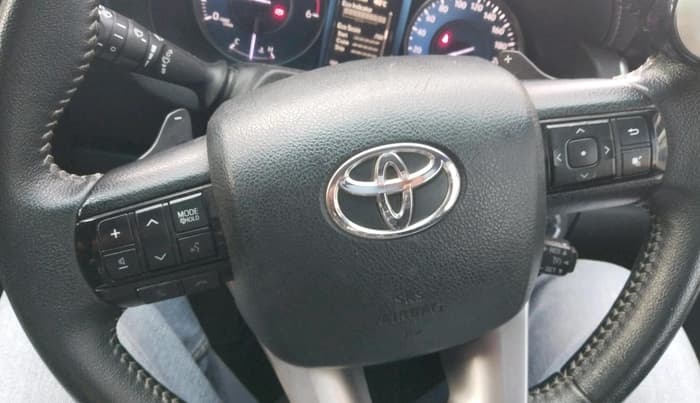 2022 Toyota Fortuner 4X4 AT 2.8 DIESEL, Diesel, Automatic, 51,749 km, interior