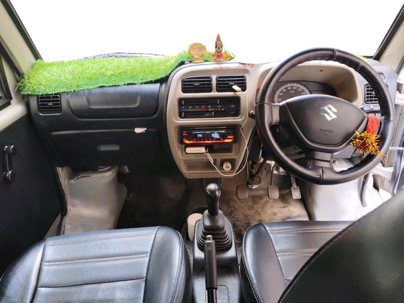 2022 Maruti Eeco 5 STR AC (O), CNG, Manual, 62,814 km, interior