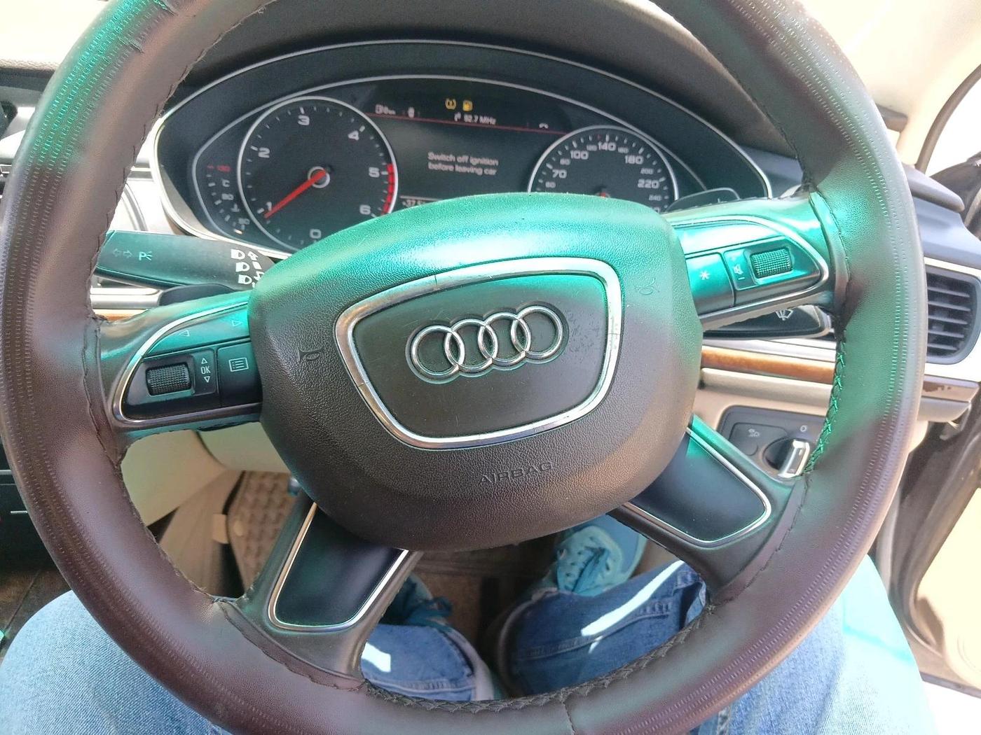 2013 Audi A6 2.0 TDI PREMIUM, Diesel, Automatic, 1,29,022 km, interior